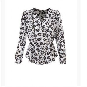 Cabi Rosette Top Spring 2021